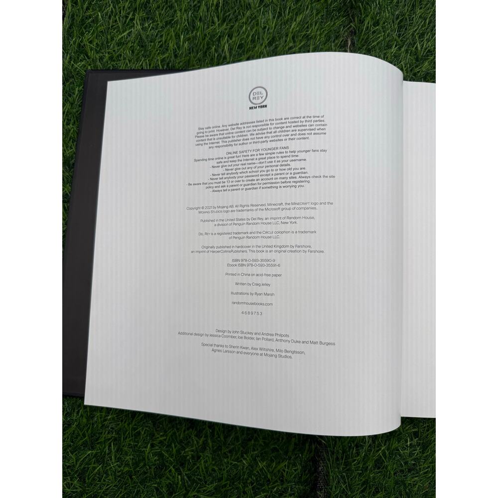 2021Mojang Minecraft Blockopedia Update EditionHardback StrategyGuide - Picture 7 of 9